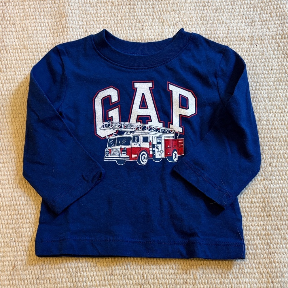 5/$10 GAP Dark Blue Fire Truck Graphic Shirt